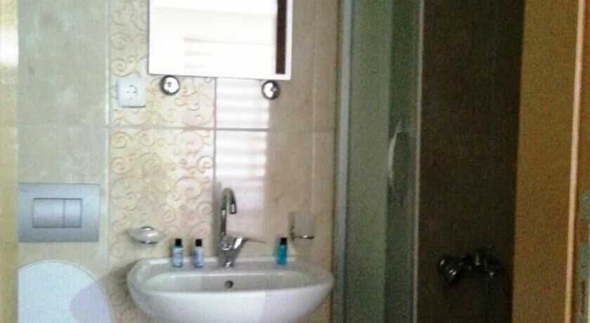 Imagen de la habitación del Hotel Torun. Foto 20