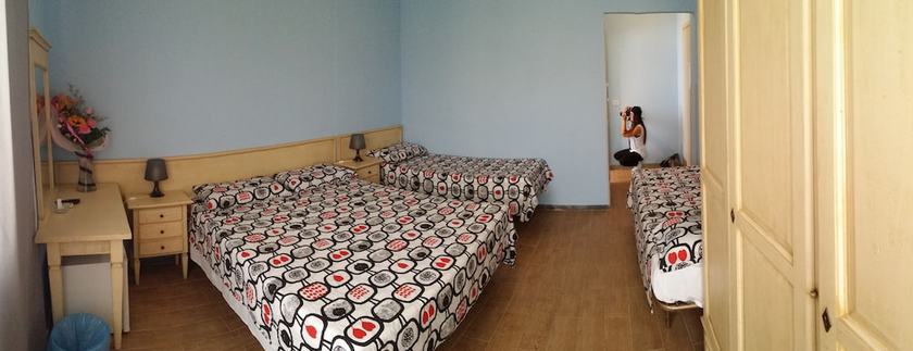 Imagen de la habitación del Hotel Torvaianica. Foto 20