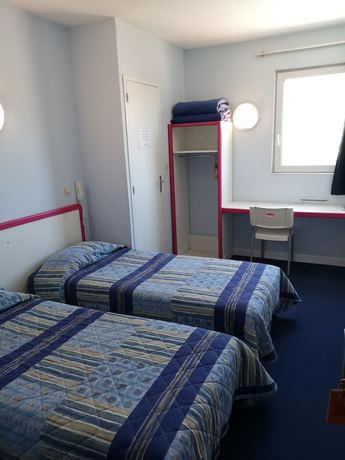 Imagen de la habitación del Hotel Triotel, La Valette du Var. Foto 3