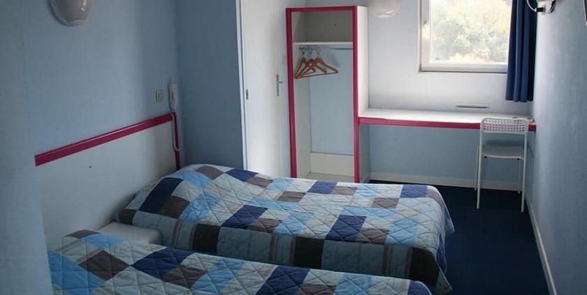 Imagen de la habitación del Hotel Triotel, La Valette du Var. Foto 5