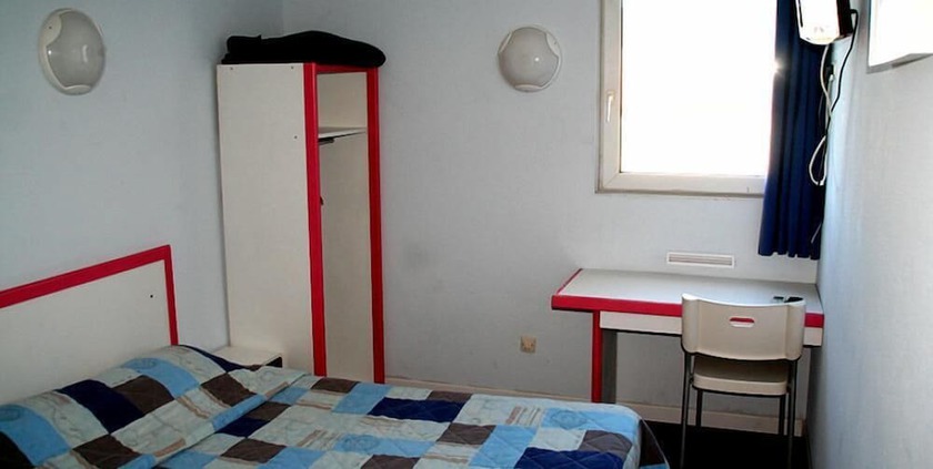 Imagen de la habitación del Hotel Triotel, La Valette du Var. Foto 10