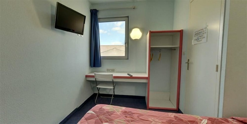 Imagen de la habitación del Hotel Triotel, La Valette du Var. Foto 17