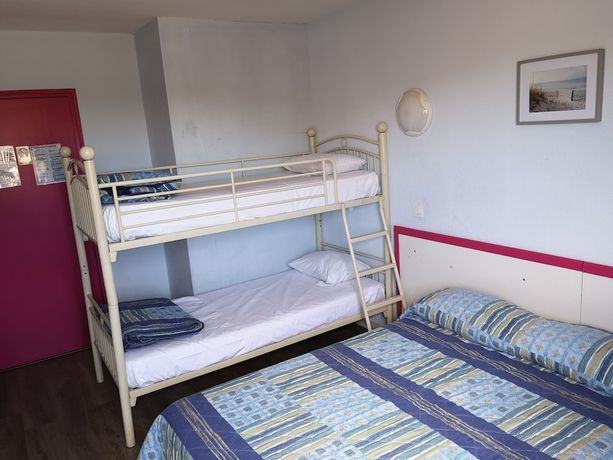 Imagen de la habitación del Hotel Triotel, La Valette du Var. Foto 18