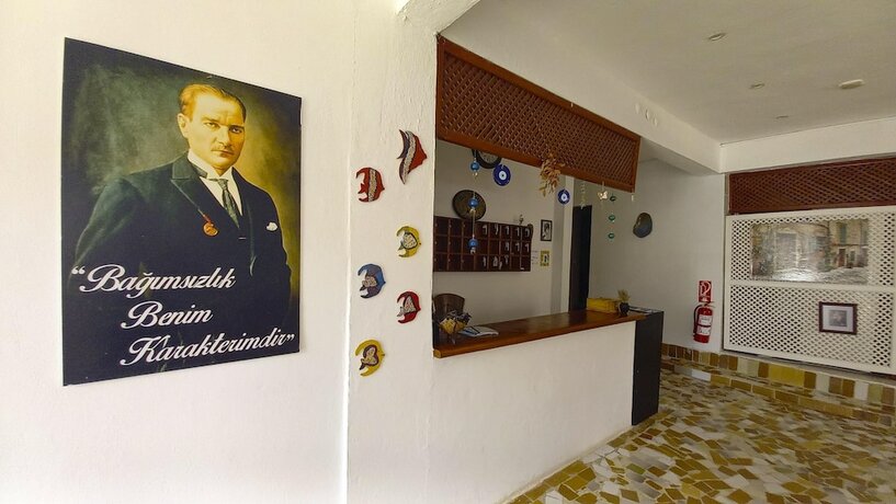 Imagen general del Hotel Tropicana. Foto 5