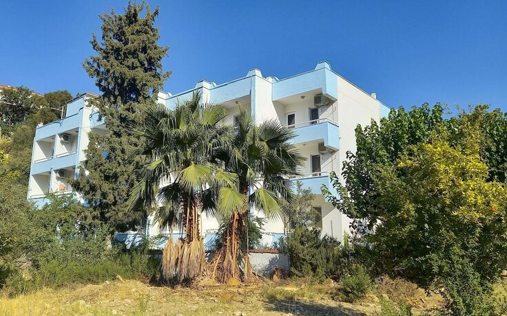 Imagen general del Hotel Tropicana. Foto 13