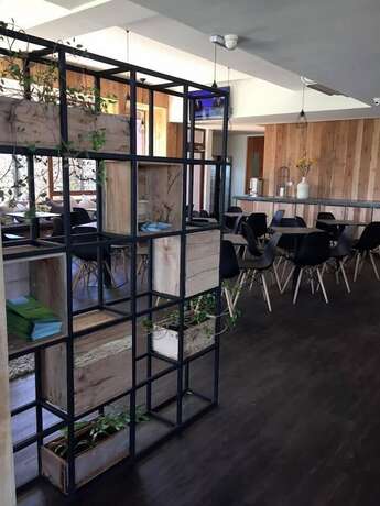 Imagen del bar/restaurante del Hotel Umawue. Foto 1