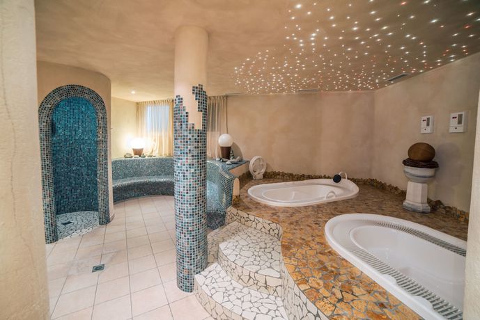 Imagen de la piscina del Hotel Unterpichl. Foto 19