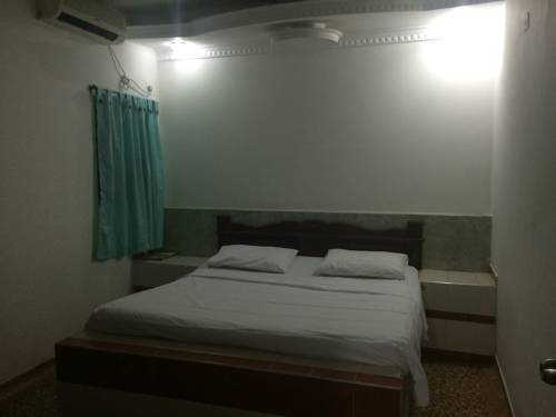 Imagen de la habitación del Hotel Urak. Foto 4
