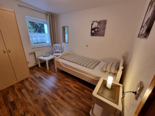 Imagen de la habitación del Hotel Ursula Garni. Foto 15