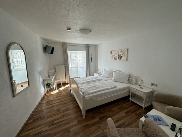 Imagen de la habitación del Hotel Ursula Garni. Foto 17