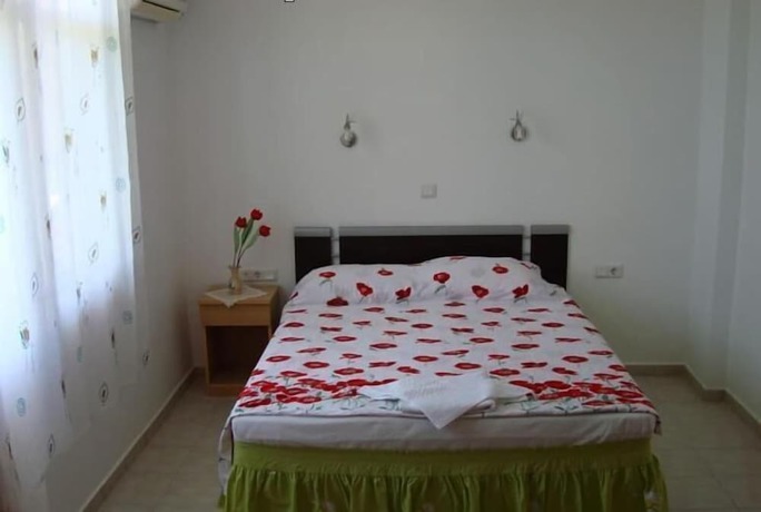 Imagen de la habitación del Hotel Uygar. Foto 10