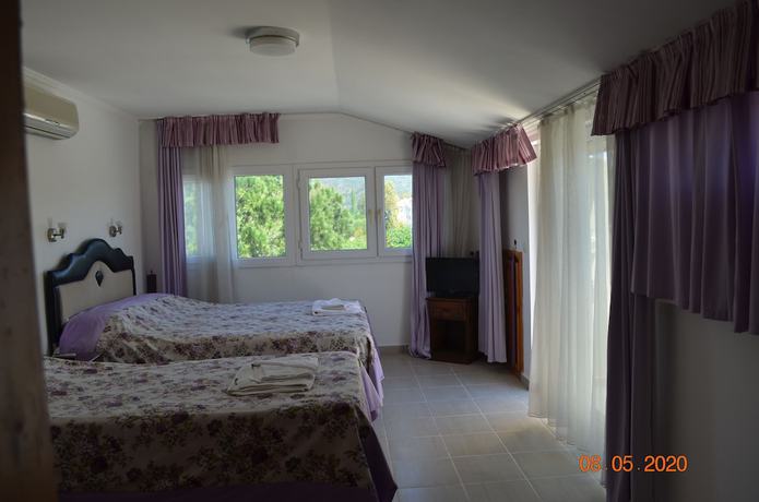 Imagen de la habitación del Hotel Uygar. Foto 11