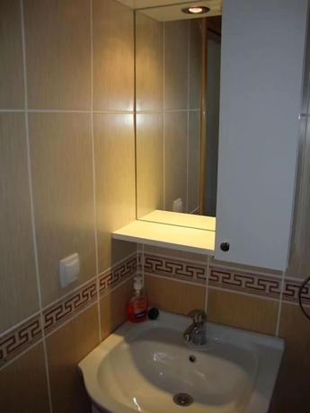 Imagen de la habitación del Hotel Uygar. Foto 16