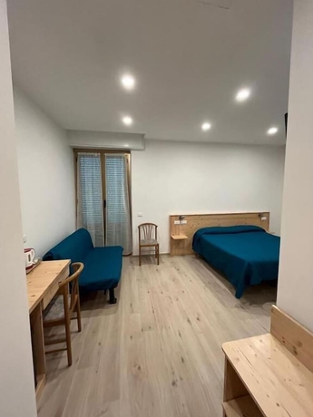 Imagen de la habitación del Hotel Valentino. Foto 7