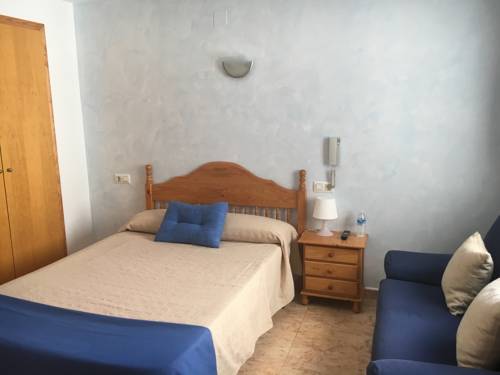 Imagen de la habitación del Hotel Valldigna. Foto 4