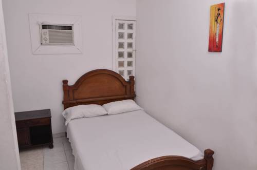 Imagen de la habitación del Hotel Vargas Airport. Foto 1