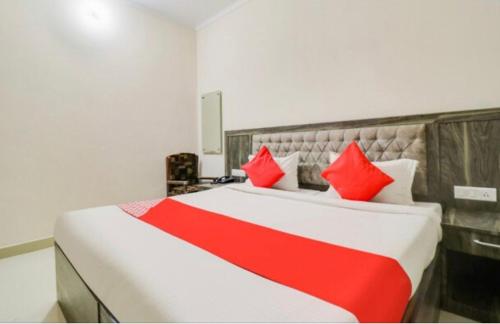 Imagen de la habitación del Hotel Vashistha. Foto 19