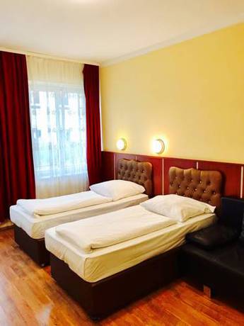 Imagen de la habitación del Hotel Verdi. Foto 8