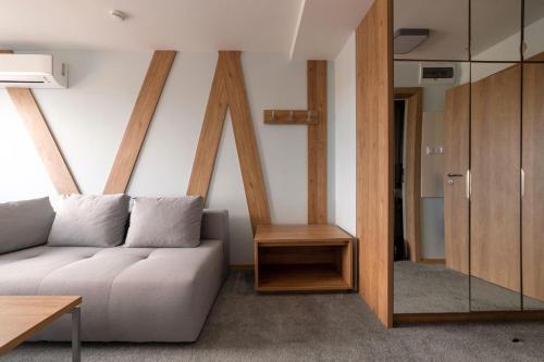 Imagen general del Hotel Verticalplus. Foto 9