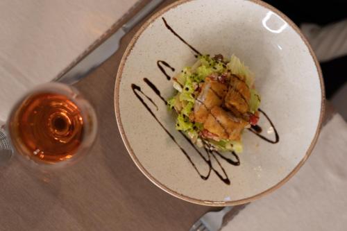 Imagen general del Hotel Verticalplus. Foto 18