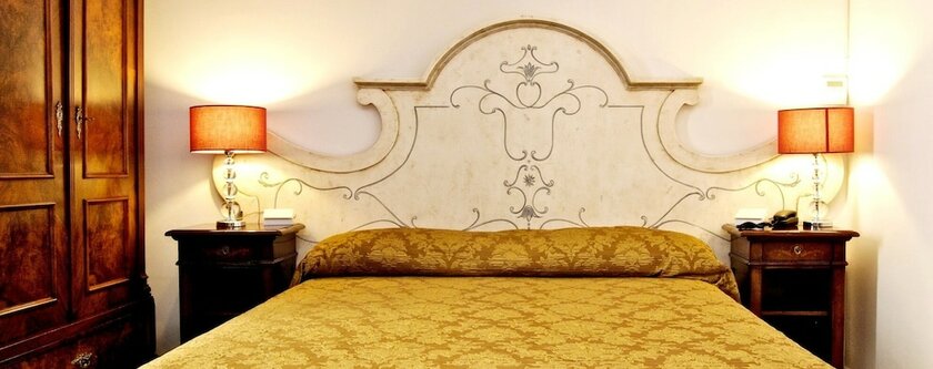 Imagen de la habitación del Hotel Vico Regio. Foto 20