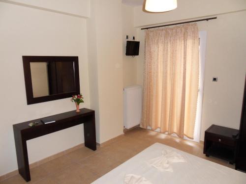Imagen general del Hotel Victoria, Paralia. Foto 4