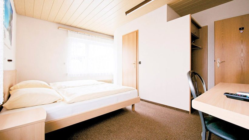 Imagen de la habitación del Hotel Victoria, Weil am Rhein. Foto 8