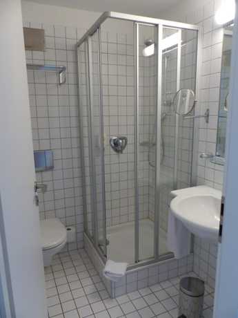 Imagen de la habitación del Hotel Vierseithof Luckenwalde. Foto 10