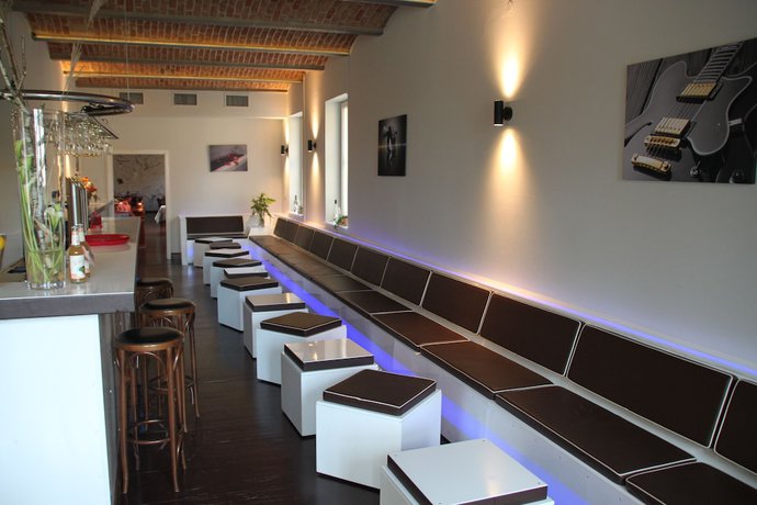 Imagen del bar/restaurante del Hotel Vierseithof Luckenwalde. Foto 5