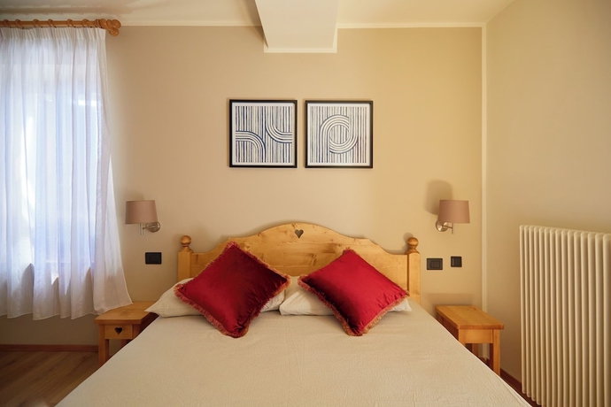 Imagen de la habitación del Hotel Villa Alpina. Foto 5