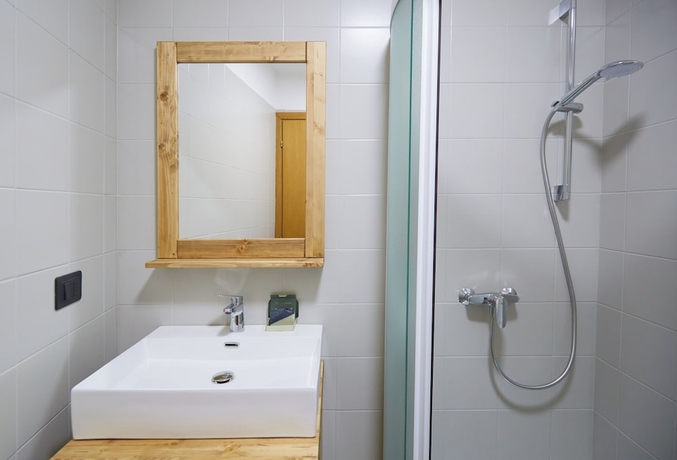 Imagen de la habitación del Hotel Villa Alpina. Foto 6