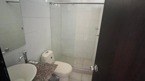 Imagen de la habitación del Hotel Villa Antigua. Foto 17