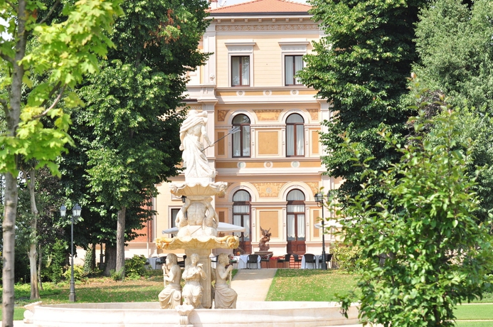 Imagen de los exteriores del Hotel Villa Borghesi. Foto 8