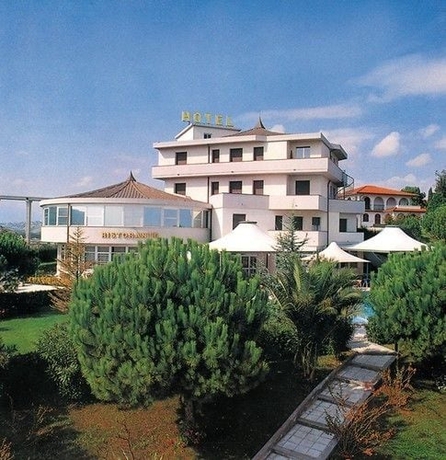 Imagen de los exteriores del Hotel Villa Dei Romanzi. Foto 9