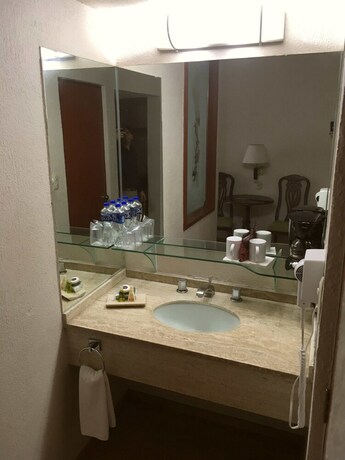 Imagen de la habitación del Hotel Villa Florida C&oacute;rdoba. Foto 27
