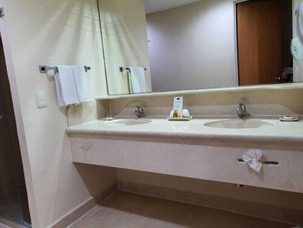 Imagen de la habitación del Hotel Villa Florida. Foto 14