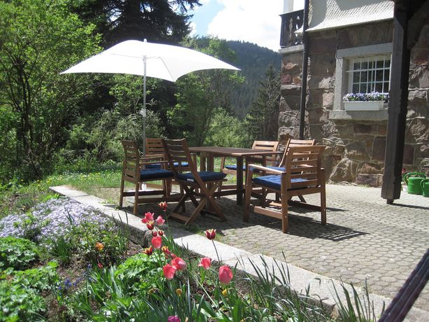 Imagen de los exteriores del Hotel Villa Kehrwieder. Foto 11