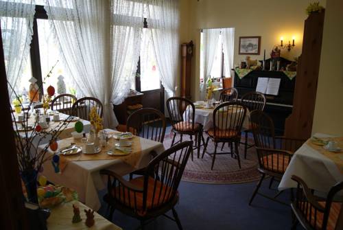 Imagen de la habitación del Hotel Villa Kisseleff. Foto 2