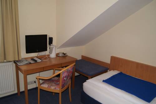 Imagen de la habitación del Hotel Villa Kisseleff. Foto 6