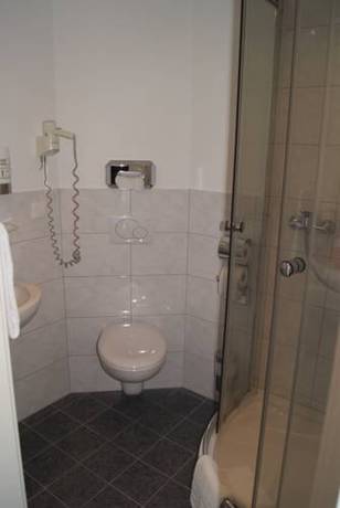 Imagen de la habitación del Hotel Villa Kisseleff. Foto 8