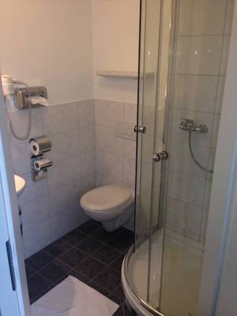 Imagen de la habitación del Hotel Villa Kisseleff. Foto 13