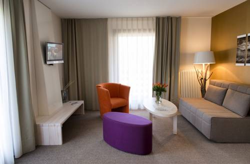 Imagen de la habitación del Hotel Villa Lago. Foto 2