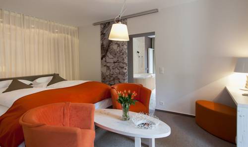 Imagen de la habitación del Hotel Villa Lago. Foto 10