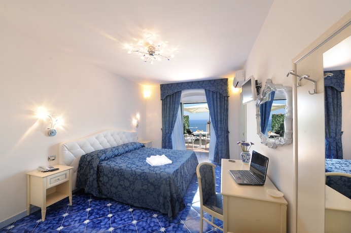 Imagen de la habitación del Hotel Villa Maria Pia. Foto 13