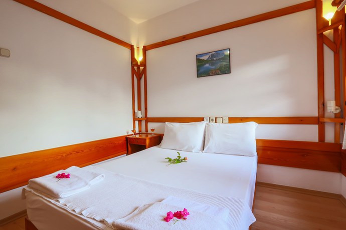 Imagen de la habitación del Hotel Villa Onemli. Foto 8