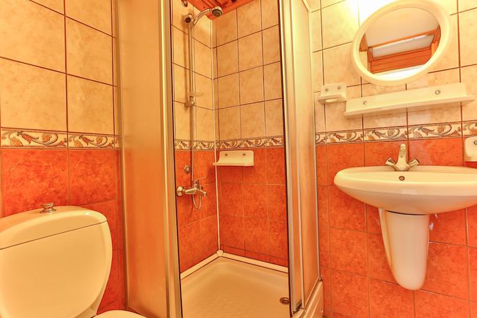 Imagen de la habitación del Hotel Villa Onemli. Foto 11