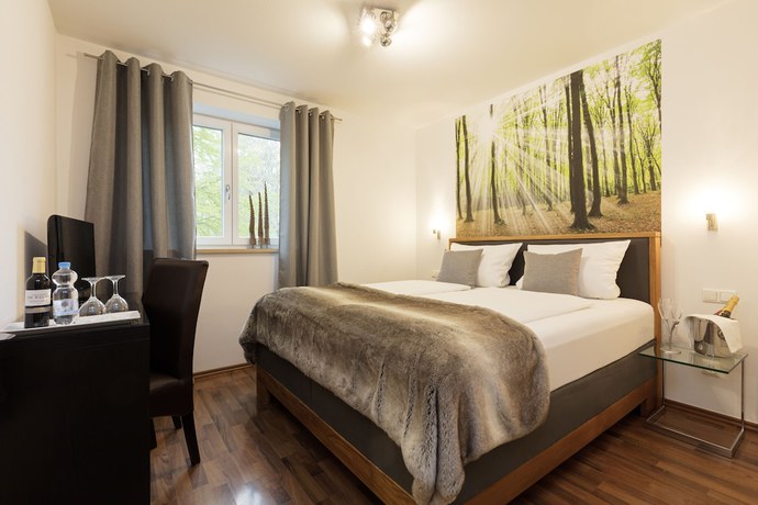 Imagen de la habitación del Hotel Villa Rosa, Oberallershausen. Foto 10
