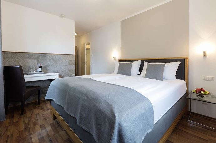 Imagen de la habitación del Hotel Villa Rosa, Oberallershausen. Foto 17