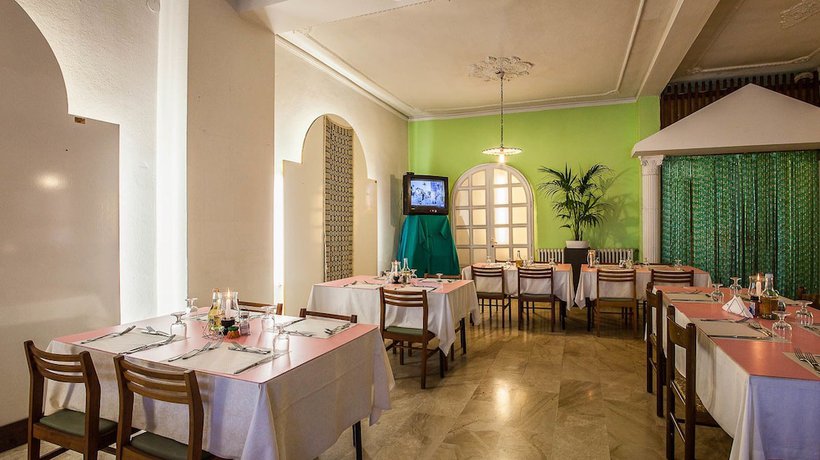 Imagen del bar/restaurante del Hotel Villa Rosa, Sarrocu/Sarroch. Foto 2