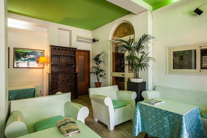 Imagen de los interiores del Hotel Villa Rosa, Sarrocu/Sarroch. Foto 19